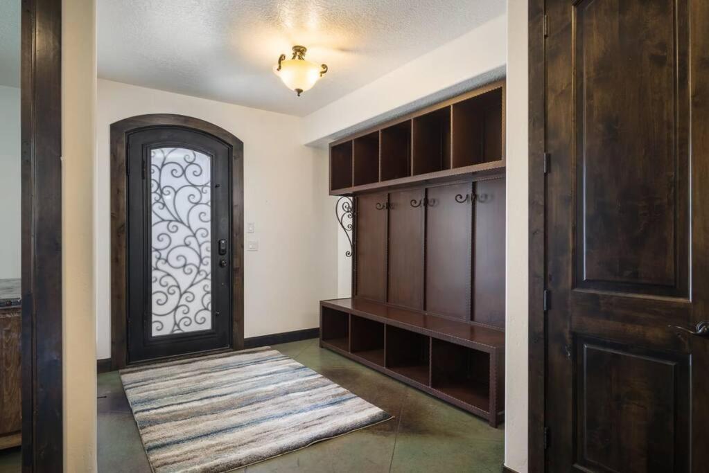 Luxury Downtown Rental Моаб Екстер'єр фото