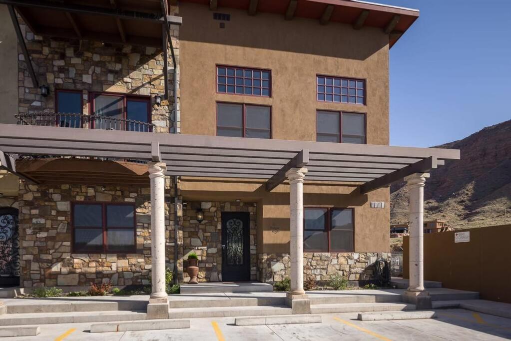 Luxury Downtown Rental Моаб Екстер'єр фото